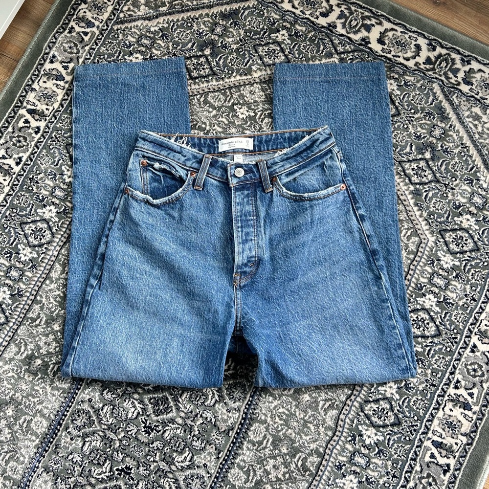 Abercrombie High Rose Dad Jeans